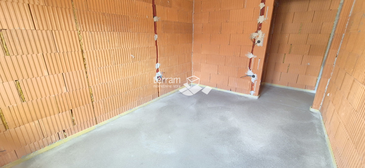Istra, Pula, Šijana, appartamento 77,46 m2, 2 camere da letto + soggiorno, primo piano, 2 posti auto, #vendita