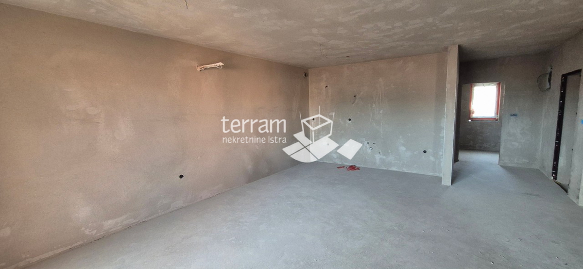 Istra, Pula, Šijana, appartamento 80,38 m2, 2 camere da letto + soggiorno, secondo piano, garage #vendita