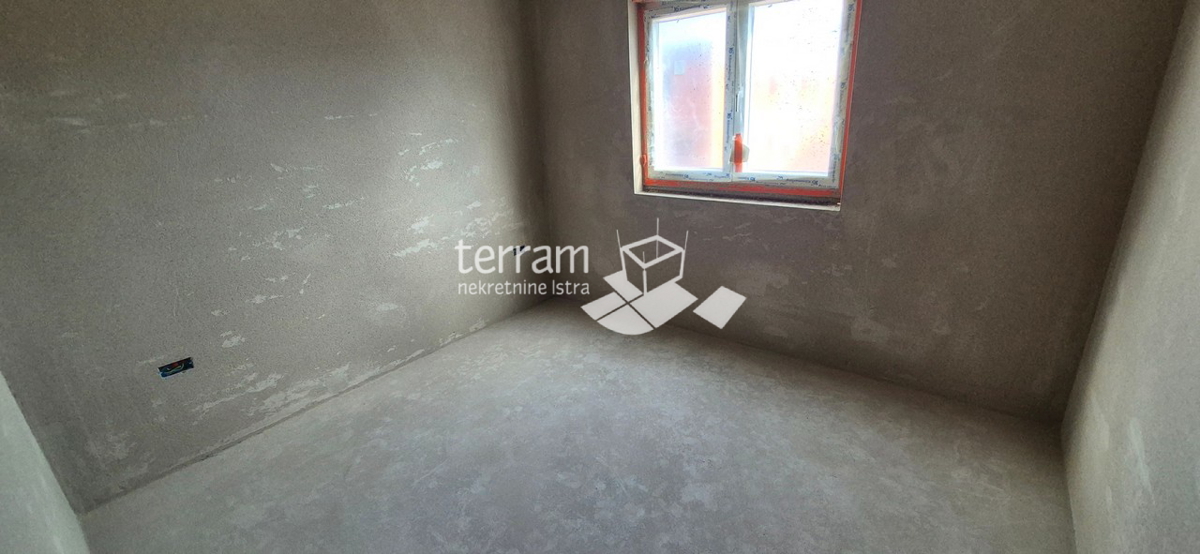 Istra, Pula, Šijana, appartamento 80,38 m2, 2 camere da letto + soggiorno, secondo piano, garage #vendita