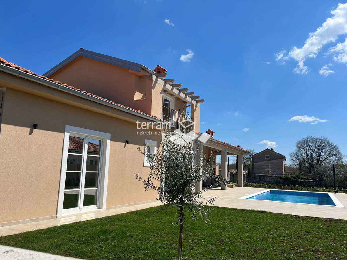 Istria, Kanfanar casa indipendente 188m2 con giardino e piscina 38m2