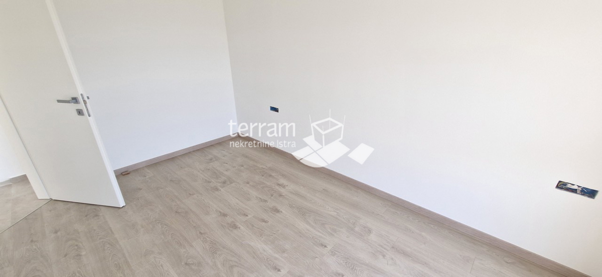 Istrien, Medulin, Wohnung im ersten Stock 59,16 m2, 1 Schlafzimmer + Wohnzimmer, nahe dem Meer, Garage, NEU!! #Verkauf