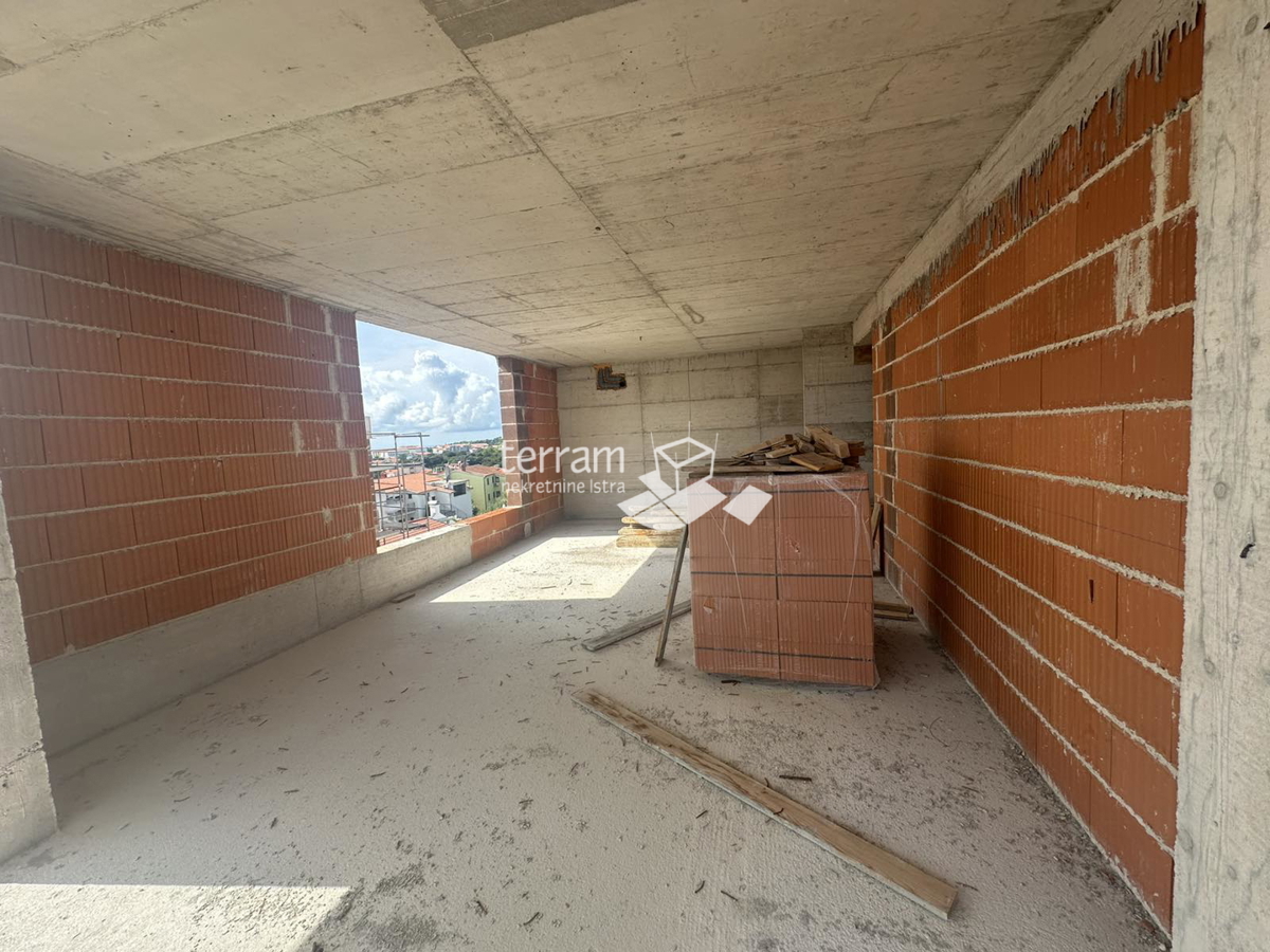 Istria, Medolino, Pješčana uvala, appartamento con piscina 122m2, 3 camere da letto, giardino, parcheggio, vicino al mare, NUOVO!! #vendita