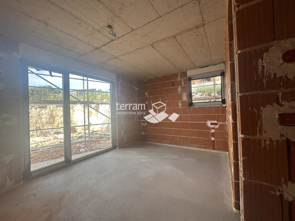 Istria, Medolino, Pješčana uvala, appartamento con piscina 122m2, 3 camere da letto, giardino, parcheggio, vicino al mare, NUOVO!! #vendita