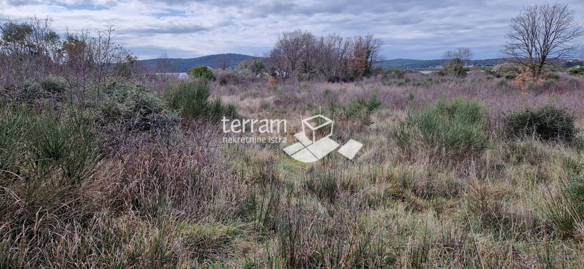 Istria, Medulin, terreno edificabile 526m2 con vista mare in vendita