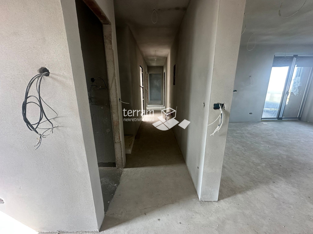 Istria, Pola, Štinjan, appartamento 126,22 m2, 3 camere da letto + soggiorno, II. piano, posto auto, vicino al mare, NUOVO!! #vendita