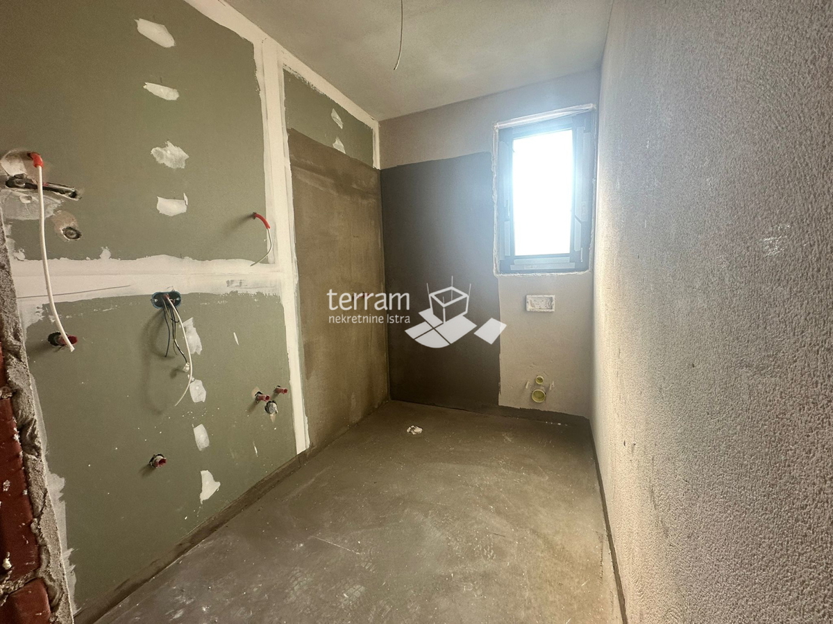 Istria, Pola, Štinjan, appartamento 126,22 m2, 3 camere da letto + soggiorno, II. piano, posto auto, vicino al mare, NUOVO!! #vendita