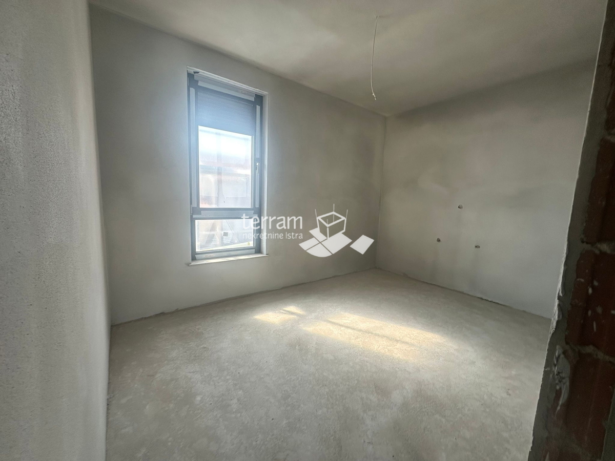 Istria, Pola, Štinjan, appartamento 126,22 m2, 3 camere da letto + soggiorno, II. piano, posto auto, vicino al mare, NUOVO!! #vendita