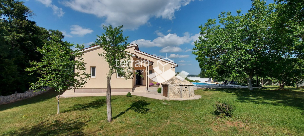 Istria, Tinjan, Kringa, Villa 174m2 con piscina e ampio giardino 1225m2, #vendita