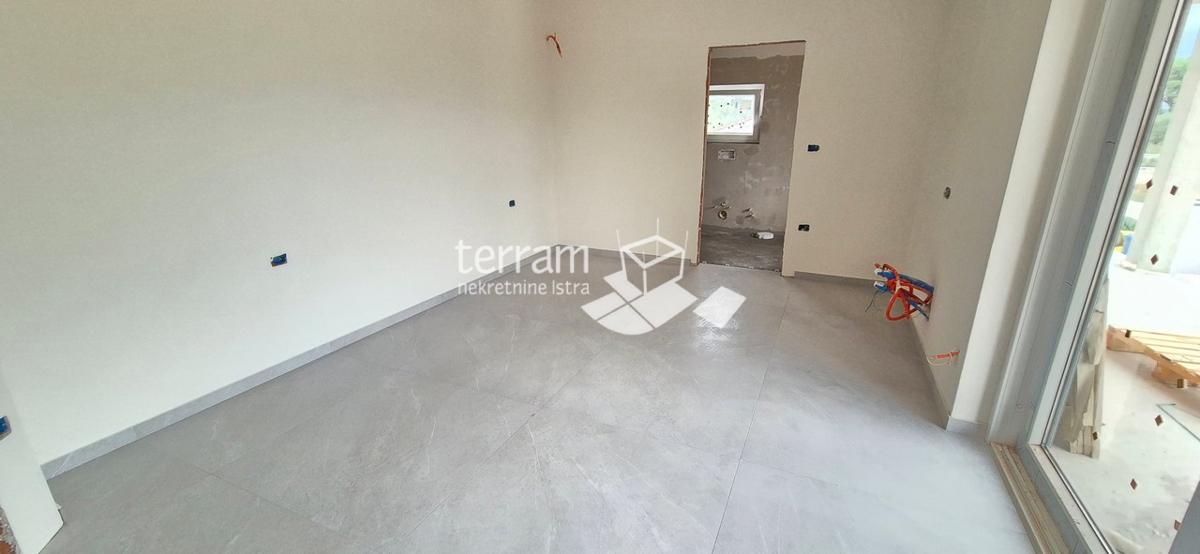 Istria, Ližnjan, Šišan, casa 360m2, piscina, giardino 588m2, NUOVA #vendita