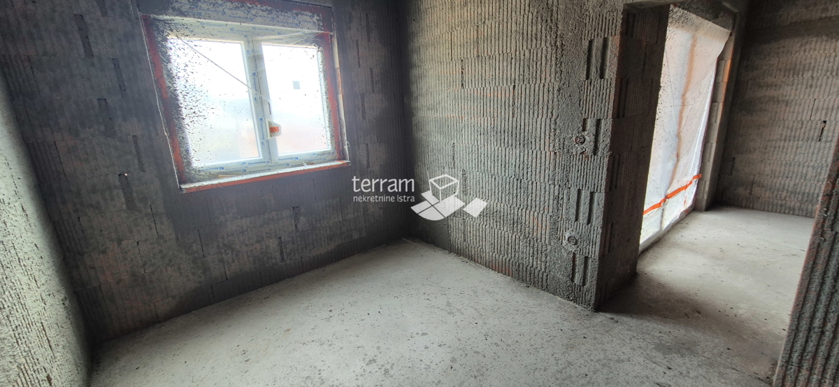 Istra, Pula, Šijana, appartamento 64,92 m2, 2 camere da letto + soggiorno, secondo piano, 2 posti auto #vendita