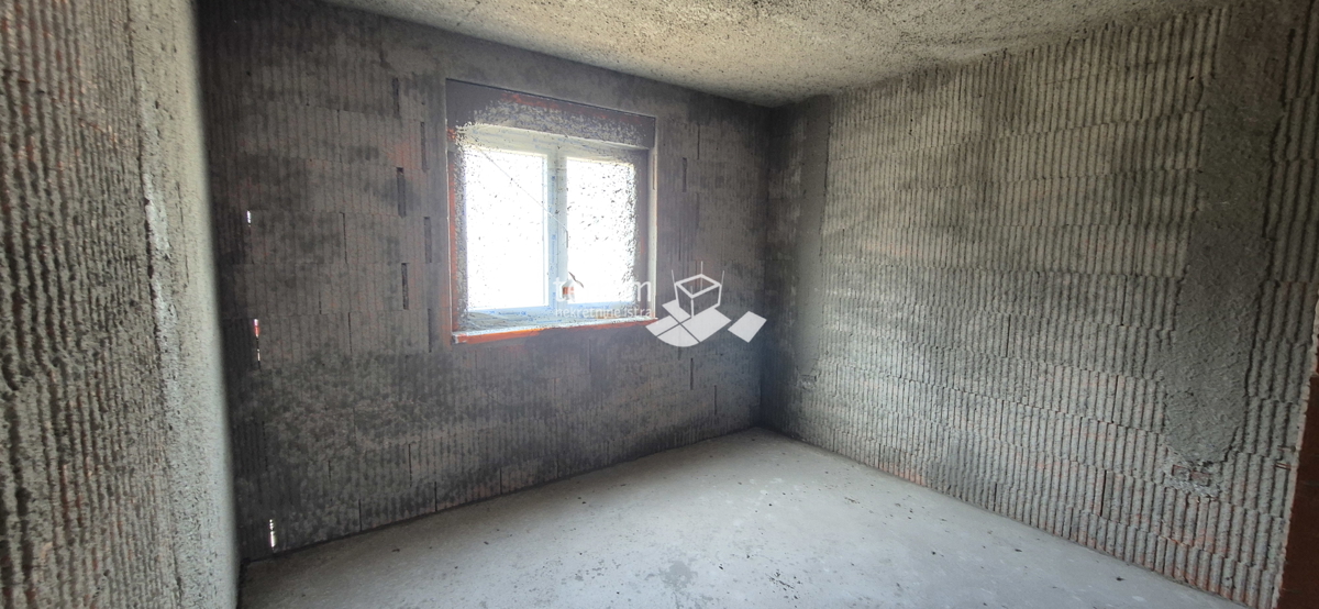 Istra, Pula, Šijana, appartamento 64,92 m2, 2 camere da letto + soggiorno, secondo piano, 2 posti auto #vendita