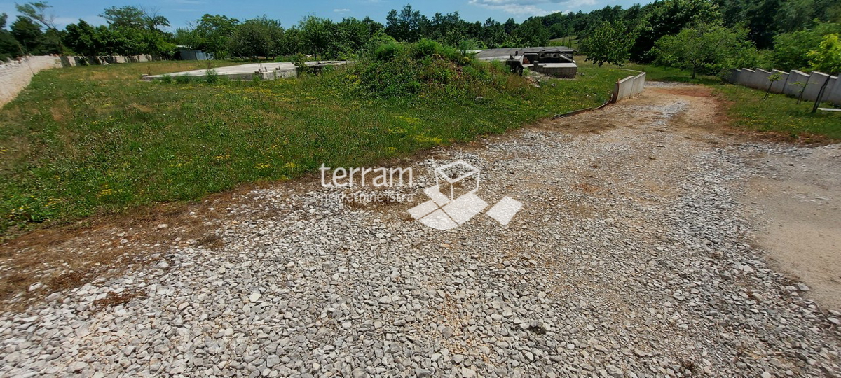 Istria, Lindar, costruzione iniziata, 229m2, 2000m2 di giardino!