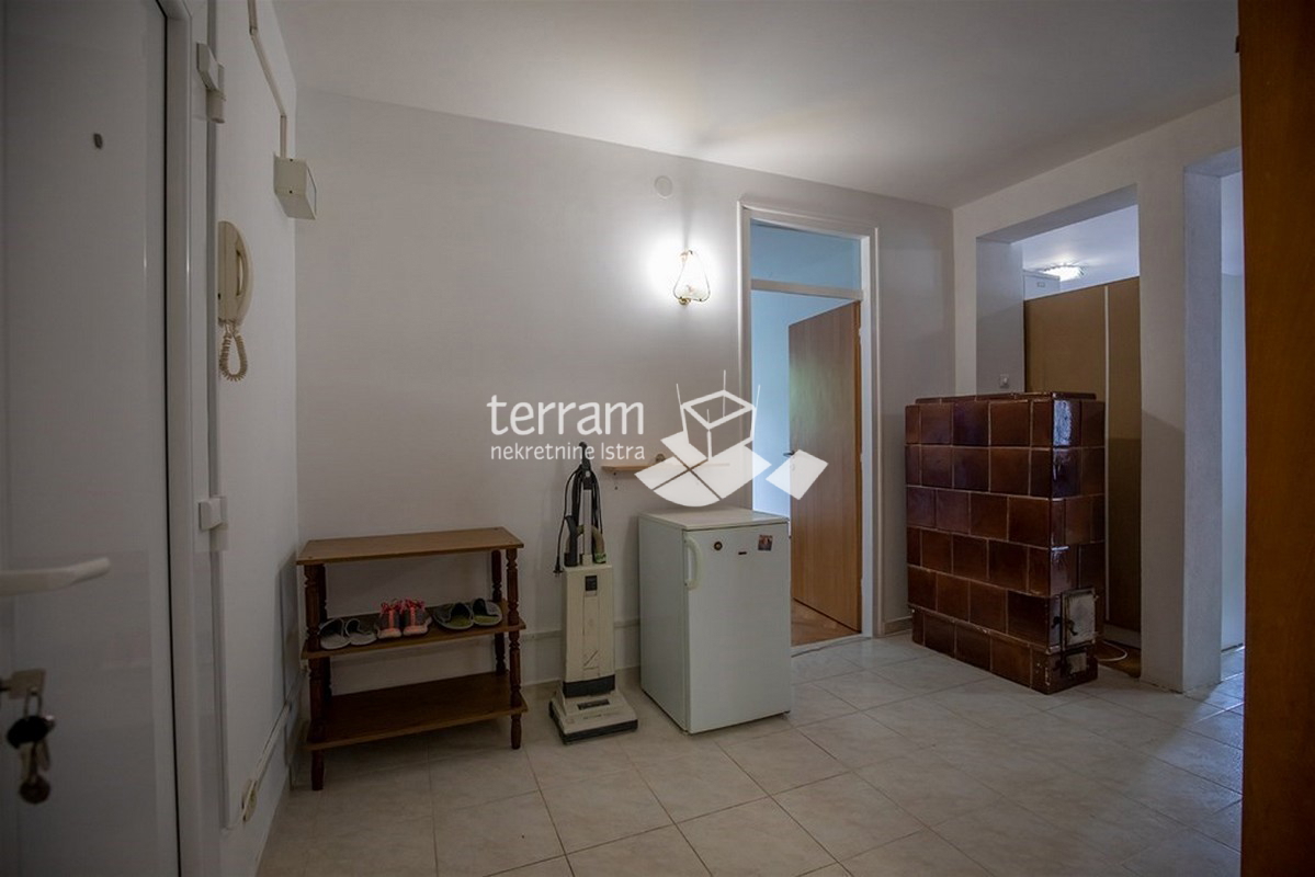 Istria, Pola, Monte Zaro, appartamento 1° piano 57,79m2, in vendita