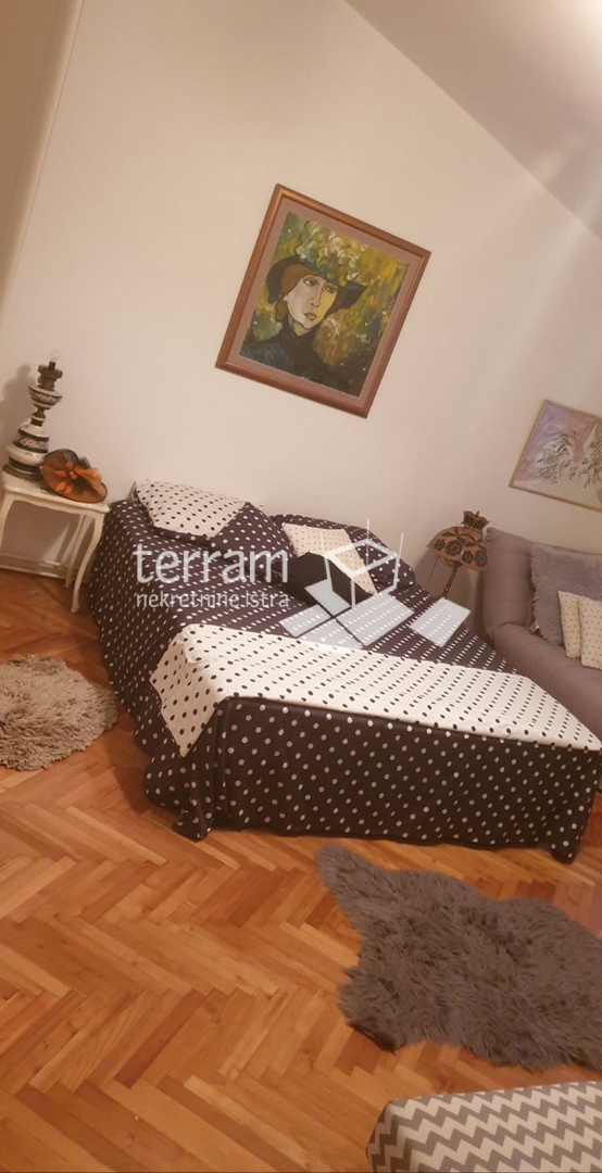 Istria, Pola, Centro, appartamento a due piani 155m2, POSIZIONE TOP!!, in vendita