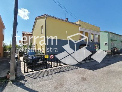 Istria, Fasana, casa 300m2, 3 appartamenti separati, 250m2 dal mare!! SALDI