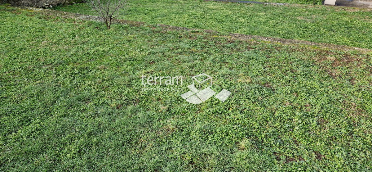 Istria, Medulin, Banjole, casa a un piano 154m2 terreno 1150m2 in vendita