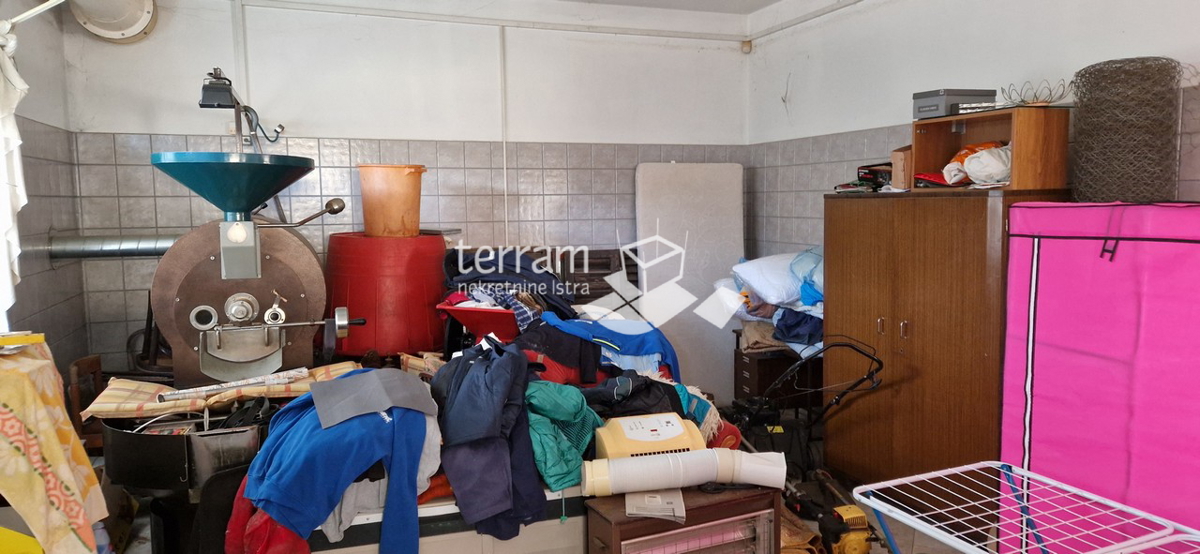 Istria, Medulin, Banjole, casa a un piano 154m2 terreno 1150m2 in vendita