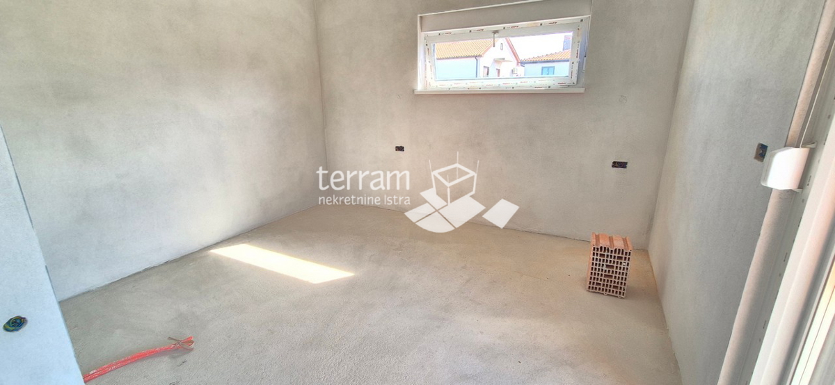 Istria, Ližnjan, casa 124m2, 2 camere da letto, tre bagni, due posti auto, giardino, NUOVA!! #vendita