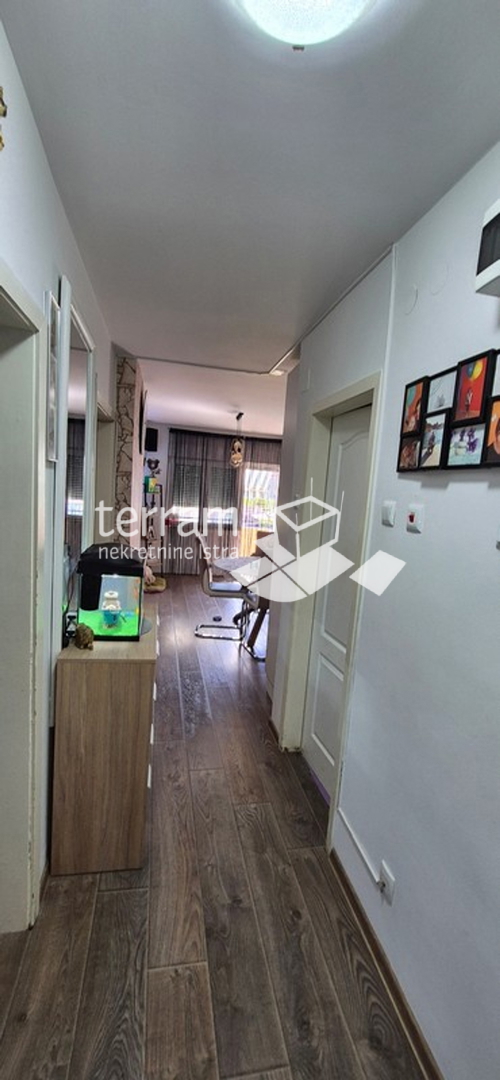 Istria, Pola, Centro più ampio, appartamento 53,76m2, 2 camere da letto + soggiorno con angolo cottura, secondo piano, #vendita