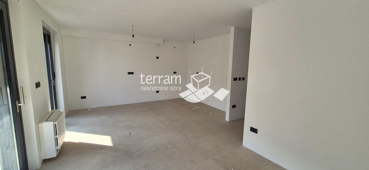 Istra, Pula, Valdebek, attico 90,91m2, 2 camere da letto + soggiorno, II piano, ripostiglio, parcheggio, NUOVO, #vendita