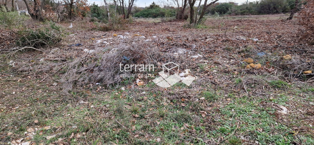 Istria, Medulin, terreno edificabile 715m2, ottima posizione   #vendita