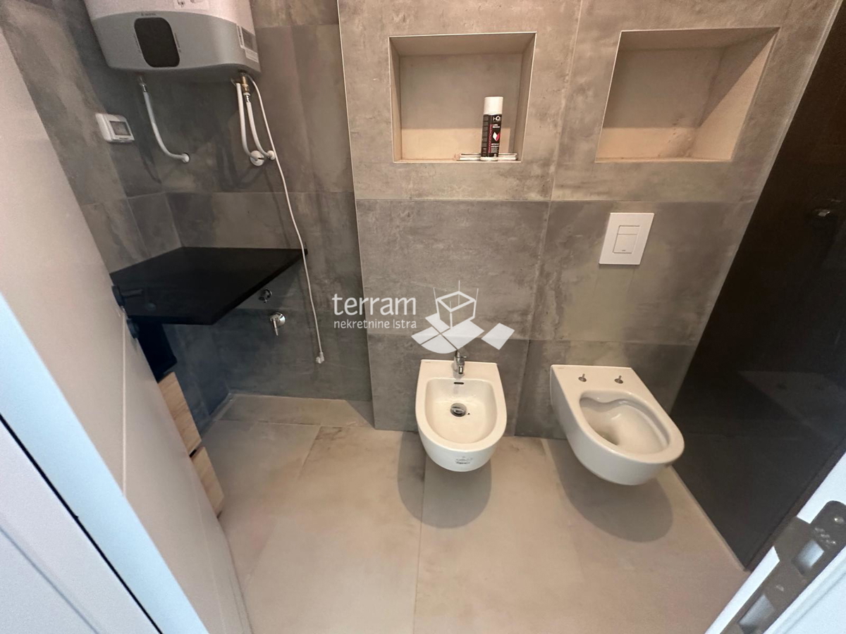 Istria, Medulin, zona Banjole, appartamento II. piano, 106,61 m2, 2 camere da letto, garage, vicino al mare, NUOVO!! #vendita