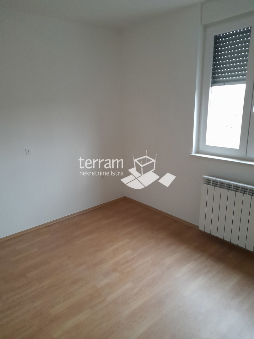 Istra, Pula, Centar, appartamento 89,26 m², 2 camere da letto + soggiorno, terzo piano, ascensore, #vendita