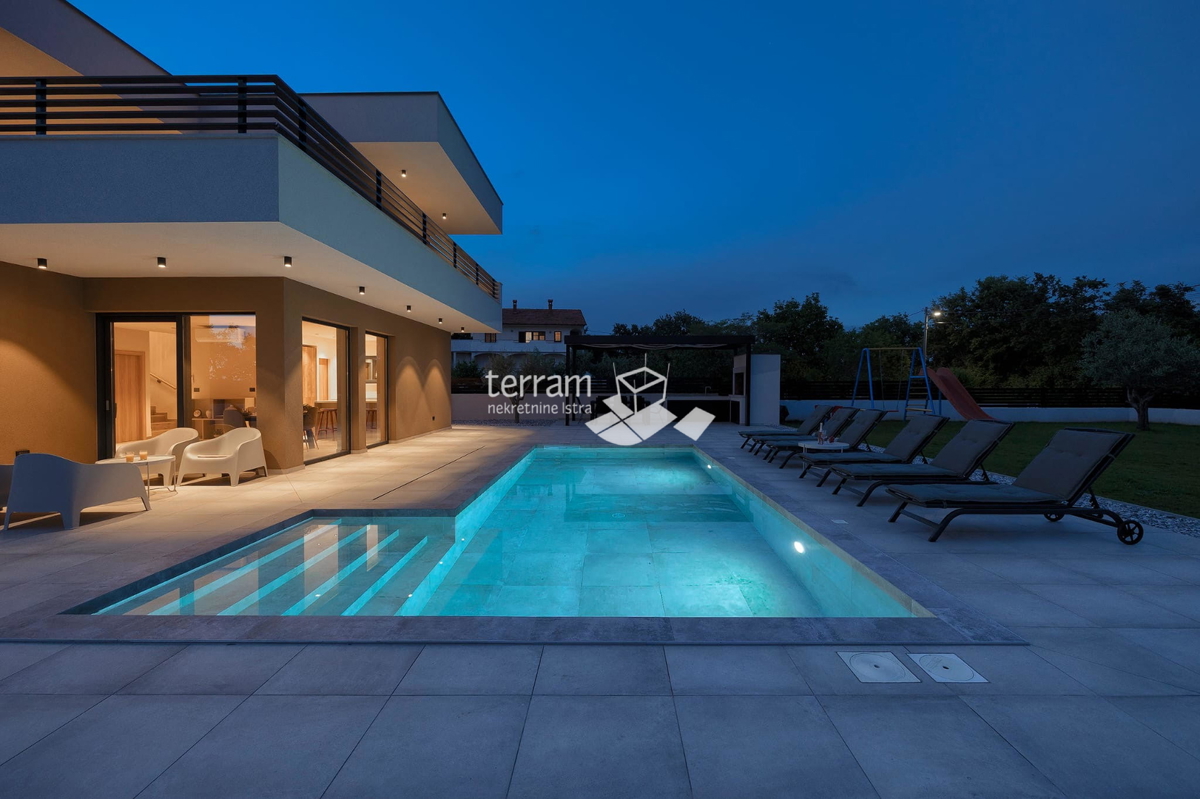 Istra, Vodnjan, periferia casa di lusso, 170m2, piscina 34m2, giardino 851m2, NUOVO, #vendita
