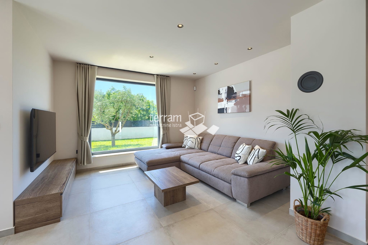 Istra, Vodnjan, periferia casa di lusso, 170m2, piscina 34m2, giardino 851m2, NUOVO, #vendita