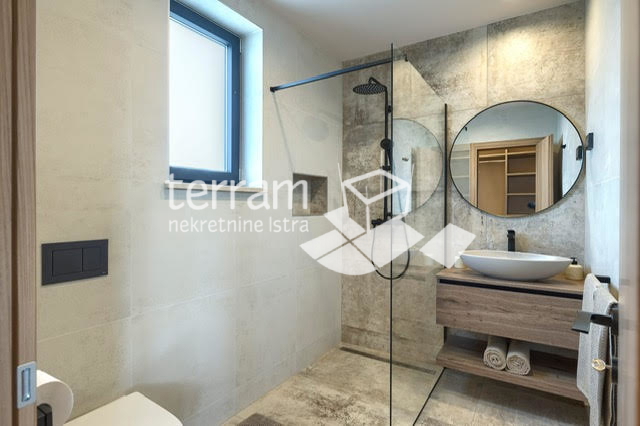 Istra, Vodnjan, periferia casa di lusso, 170m2, piscina 34m2, giardino 851m2, NUOVO, #vendita