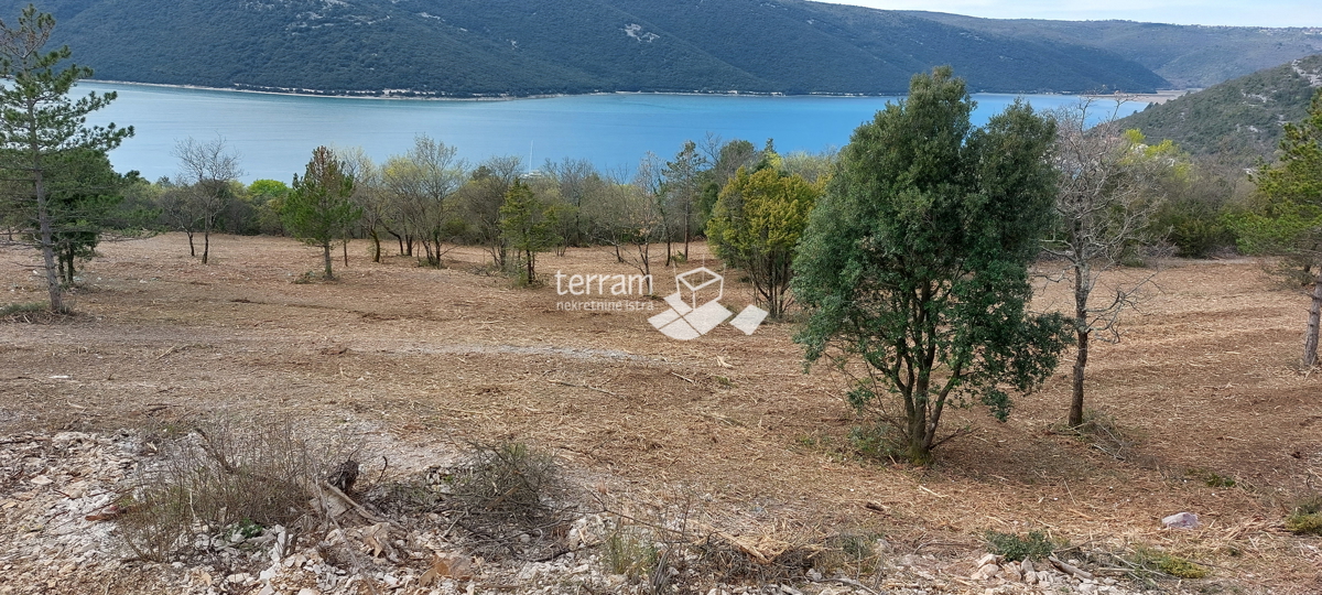 Istria, Albona, Trget terreno edificabile 1620m2 con vista diretta sul mare in vendita