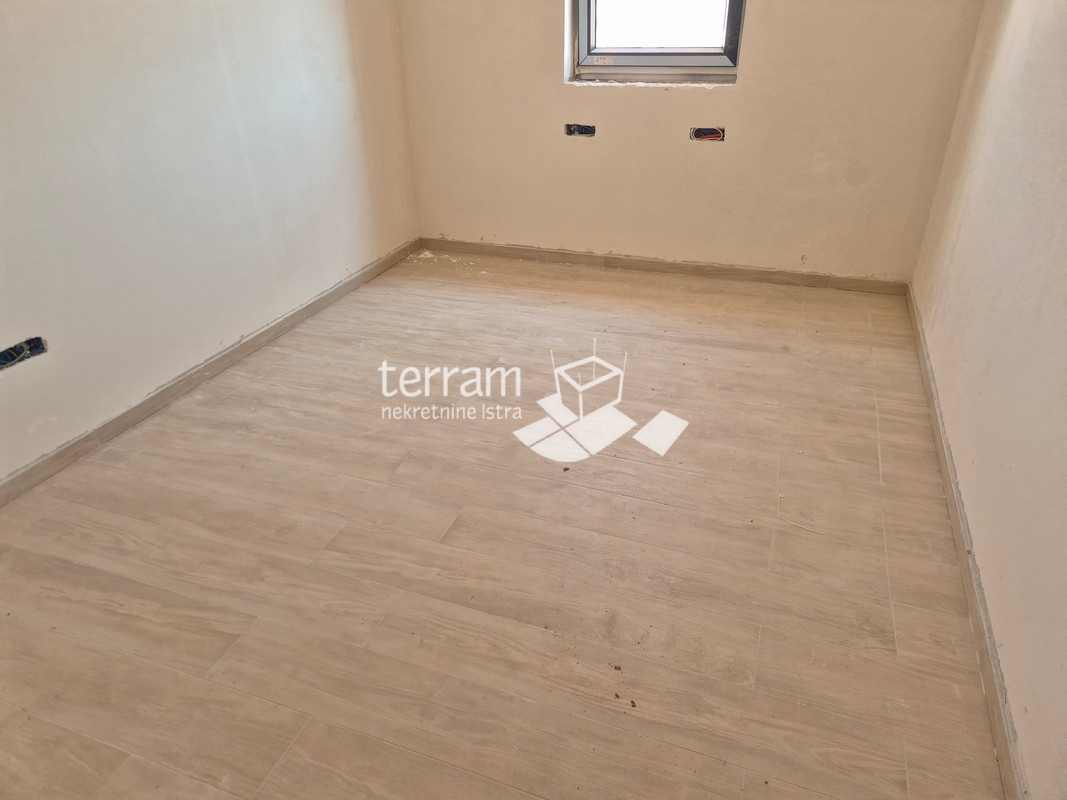 Istra, Pula, periferia, appartamento 61,21 m², 2 camere da letto + soggiorno con angolo cottura, primo piano, due posti auto, NUOVO!! #vendita