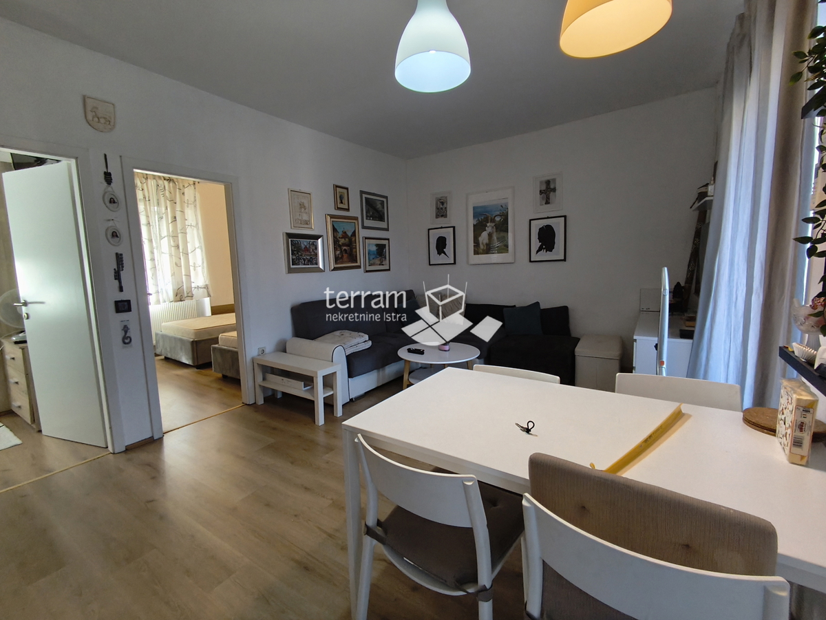 Istra, Pula, Centar, appartamento al primo piano 51,05 m², 2 camere da letto + soggiorno, #vendita