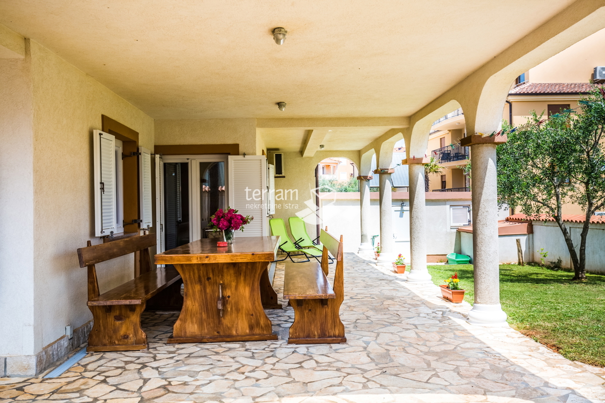 Istria, Lisignano, casa moderna con vista mare