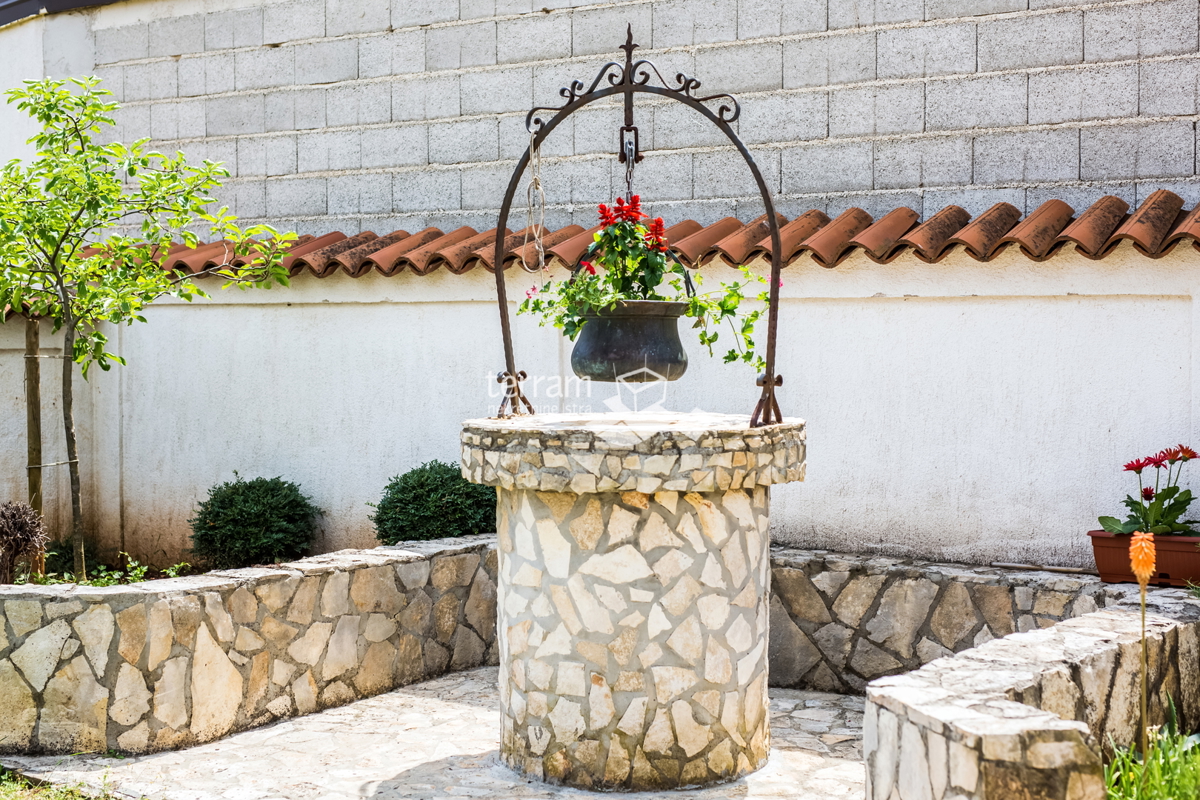 Istria, Lisignano, casa moderna con vista mare