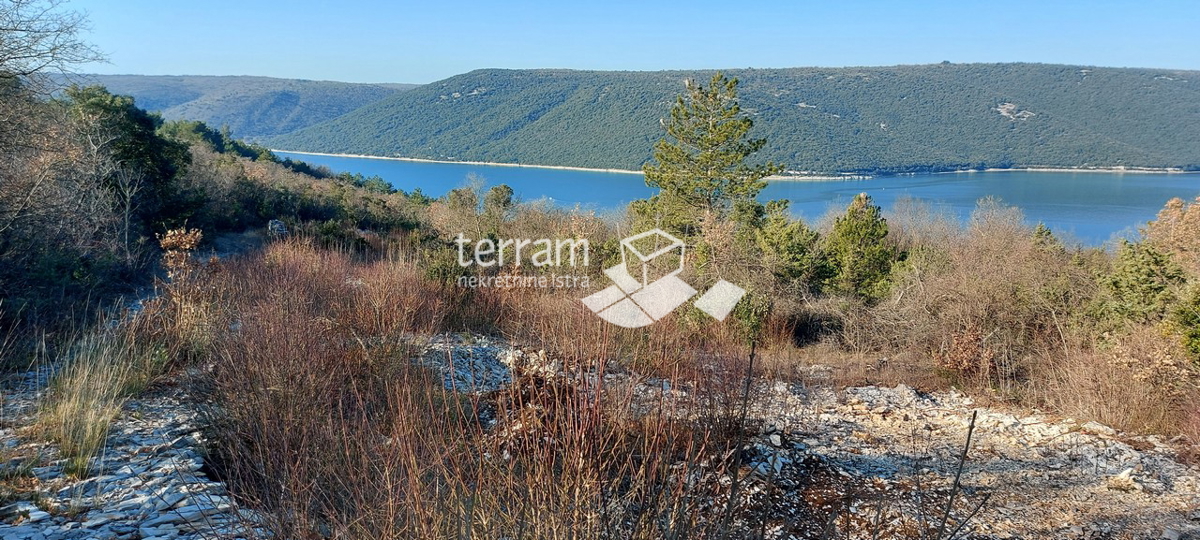 Istria, Albona, Trget terreno edificabile 1533m2 con vista diretta sul mare in vendita