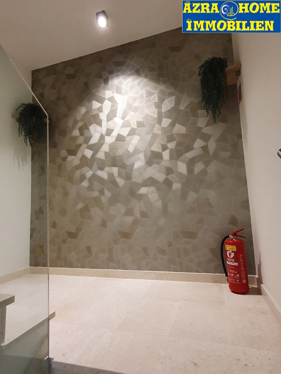 NSOP - 230, POREČ, PENTHOUSE, 236 m2 di Lusso Vicino al Centro Città e al Mare
