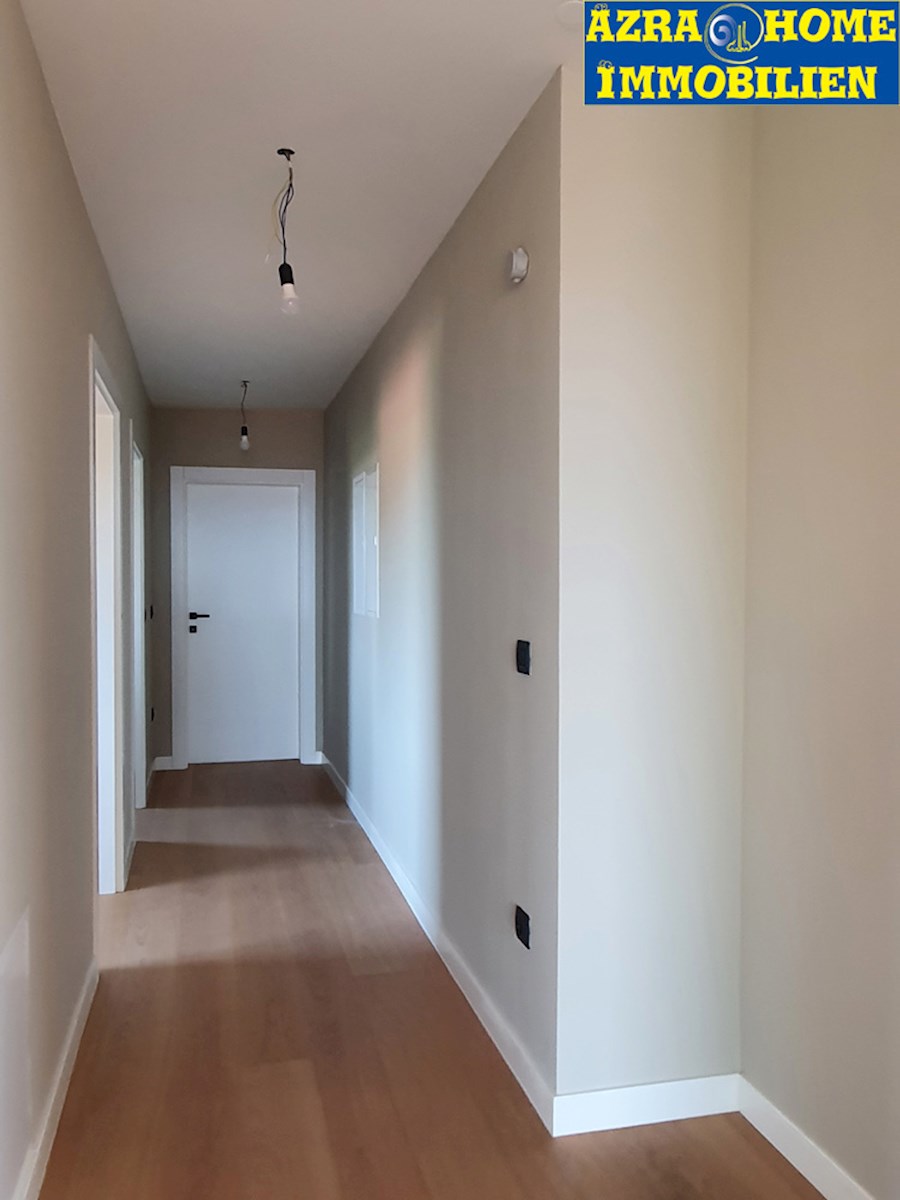 NSOP - 230, POREČ, PENTHOUSE, 236 m2 di Lusso Vicino al Centro Città e al Mare