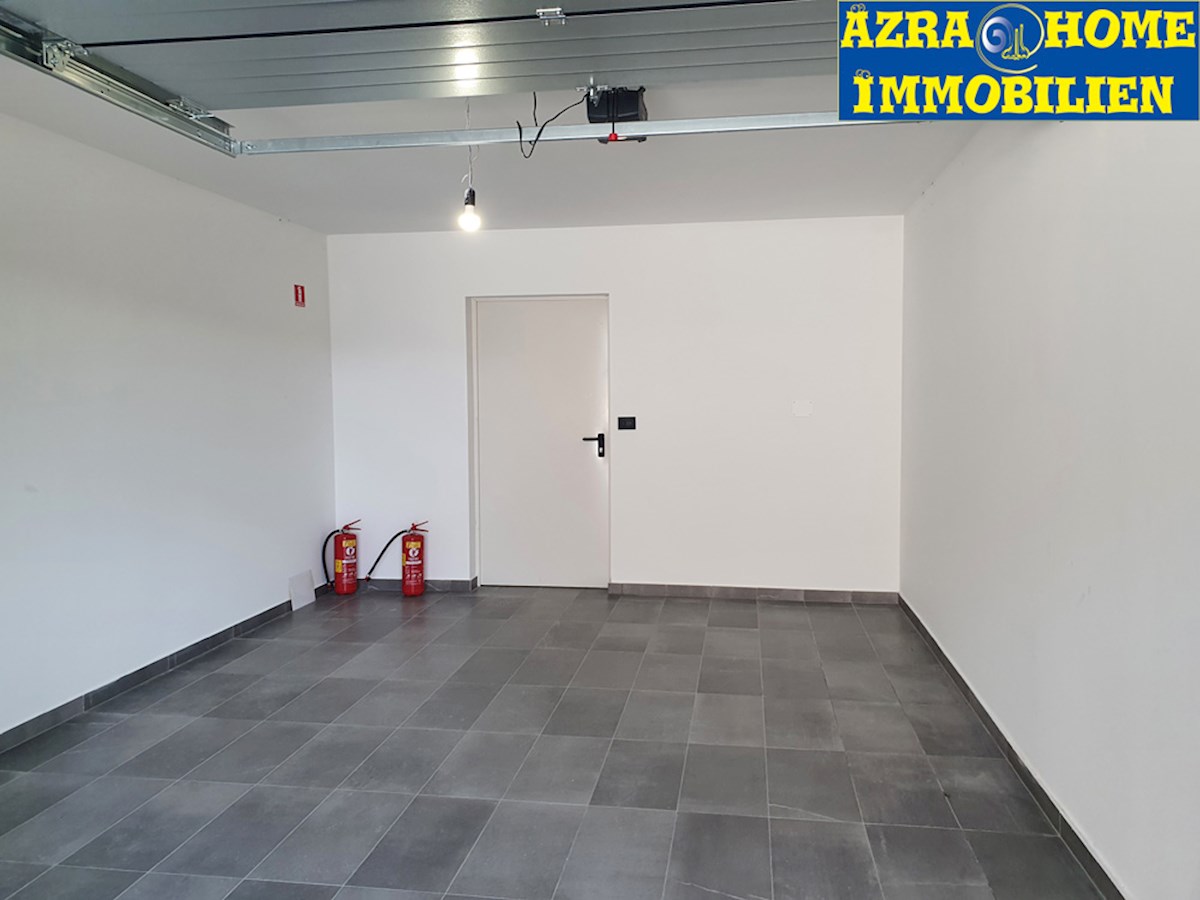 NSOP - 230, POREČ, PENTHOUSE, 236 m2 di Lusso Vicino al Centro Città e al Mare
