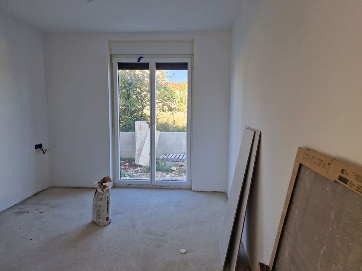 NSOP-237-1, Appartamenti di nuova costruzione, a 2 km dal mare