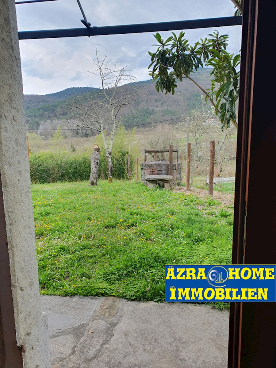 KO-120, Buzet – Dintorni, casa in pietra istriana ristrutturata e ben conservata di 150 m² con cortile di 807 m²