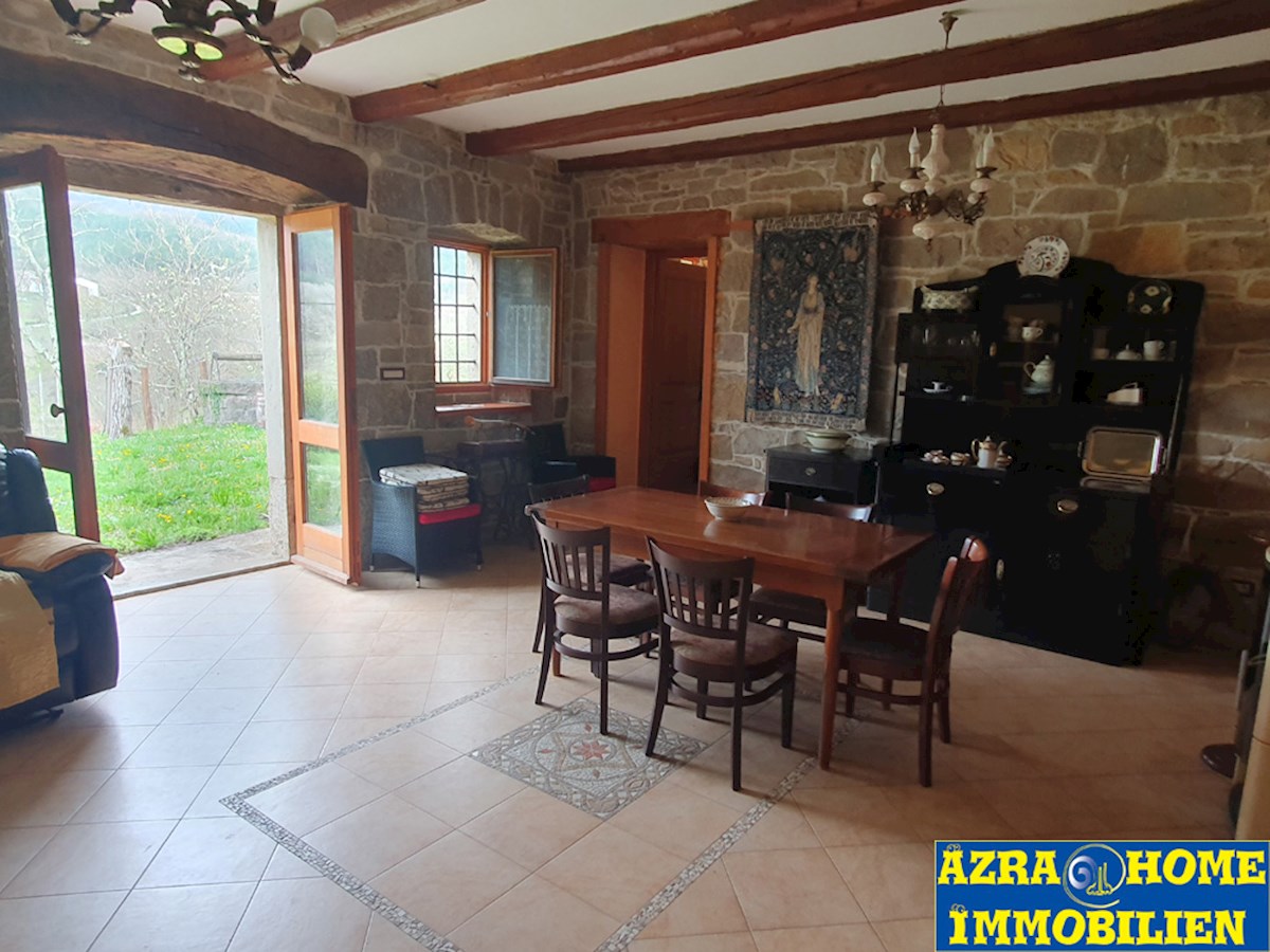 KO-120, Buzet – Dintorni, casa in pietra istriana ristrutturata e ben conservata di 150 m² con cortile di 807 m²