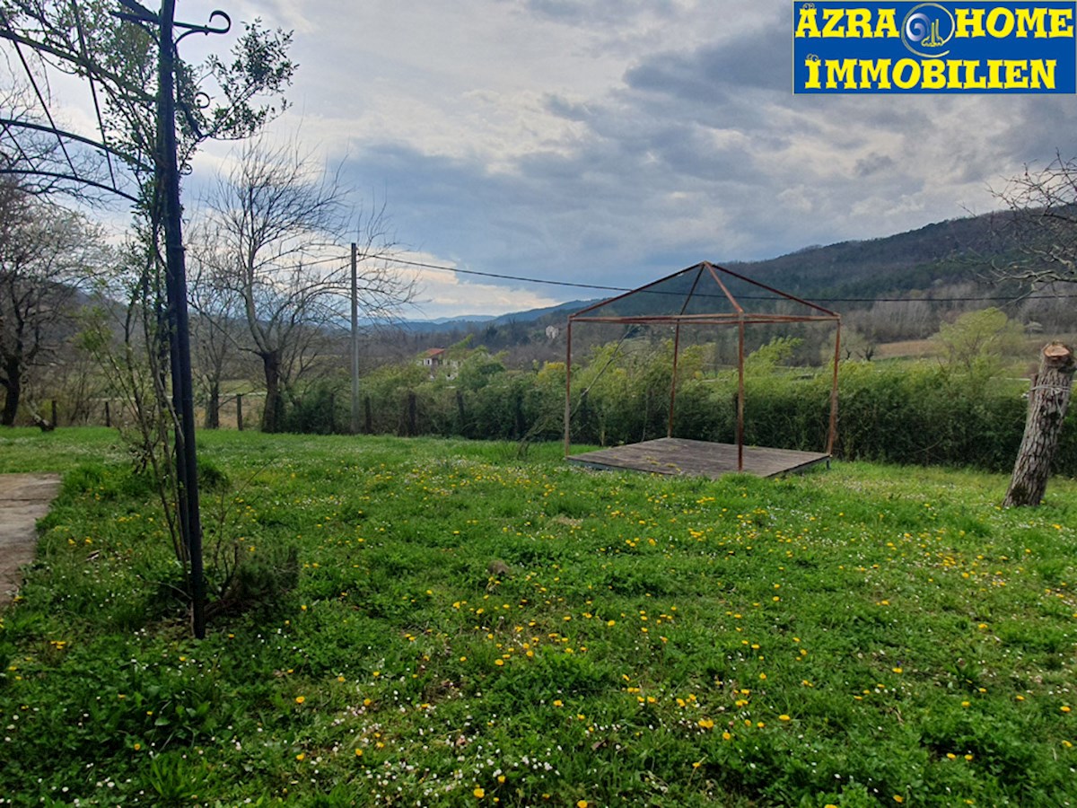 KO-120, Buzet – Dintorni, casa in pietra istriana ristrutturata e ben conservata di 150 m² con cortile di 807 m²