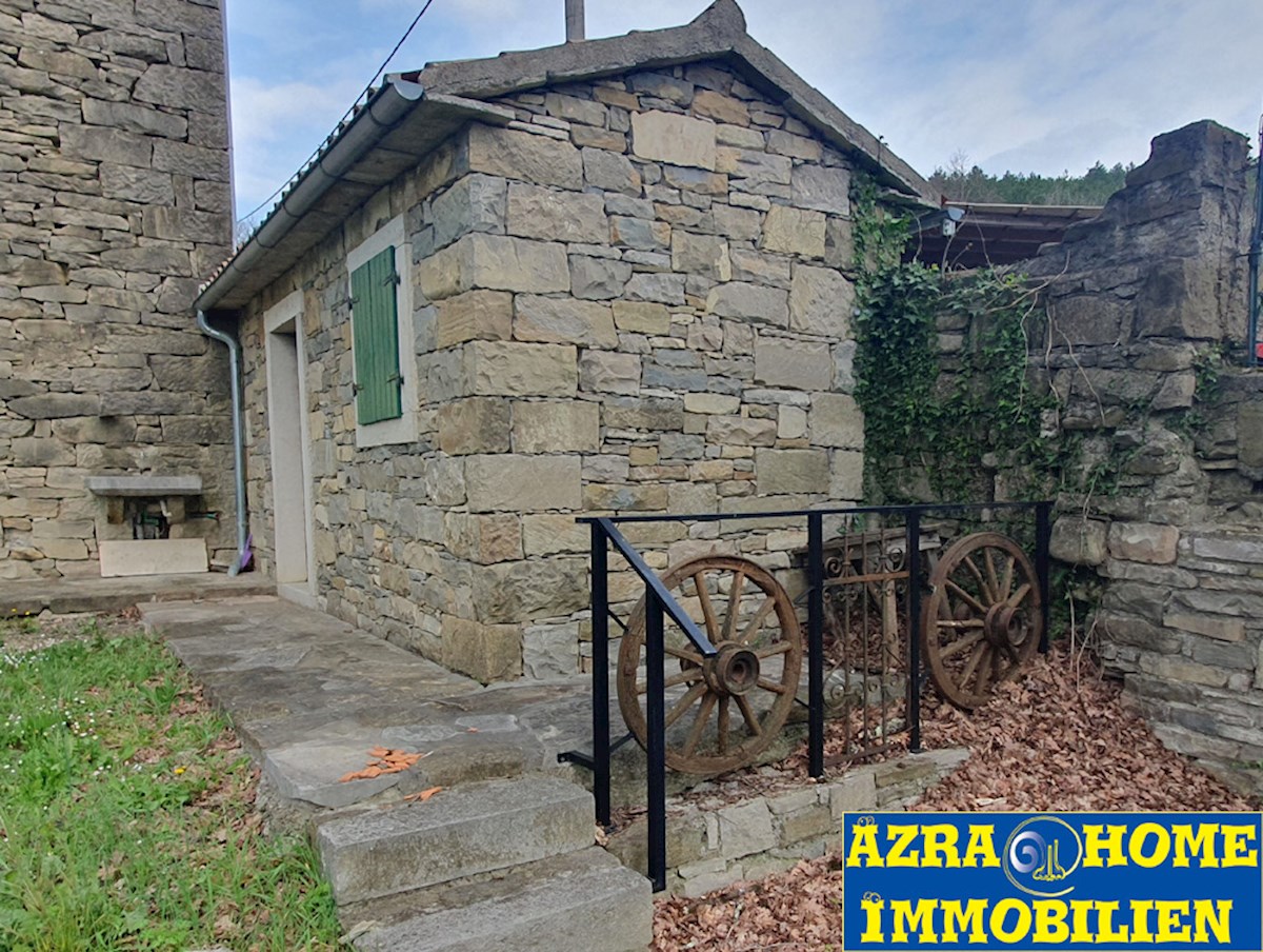 KO-120, Buzet – Dintorni, casa in pietra istriana ristrutturata e ben conservata di 150 m² con cortile di 807 m²