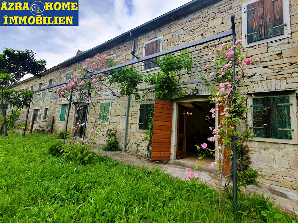 KO-120, Buzet – Dintorni, casa in pietra istriana ristrutturata e ben conservata di 150 m² con cortile di 807 m²