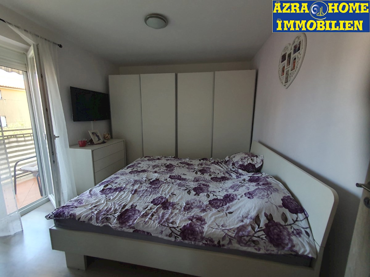 SO-366, VARVARI, 3 km da Parenzo, appartamento con 2 camere da letto al 2° piano