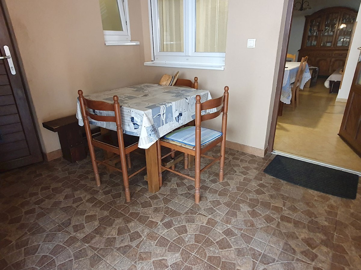 Vendita, Tar – Due case con tre appartamenti separati, a 3 km dal mare, KOP-778