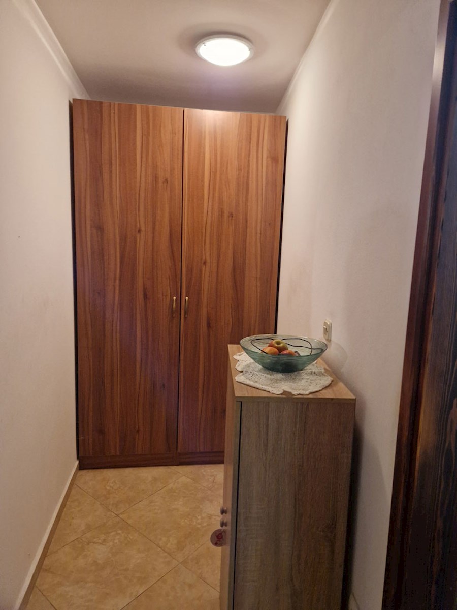 Vendita, Tar – Due case con tre appartamenti separati, a 3 km dal mare, KOP-778