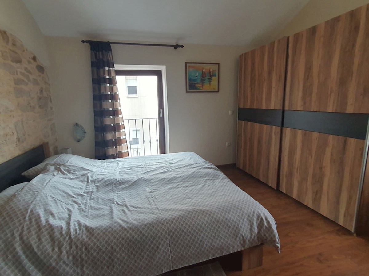 Vendita, Tar – Due case con tre appartamenti separati, a 3 km dal mare, KOP-778