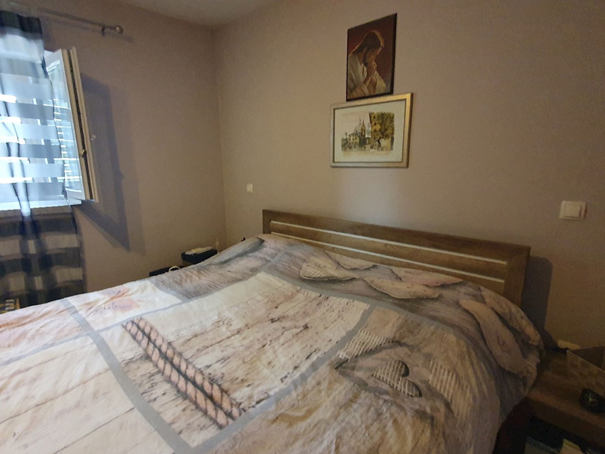 Vendita, Tar – Due case con tre appartamenti separati, a 3 km dal mare, KOP-778